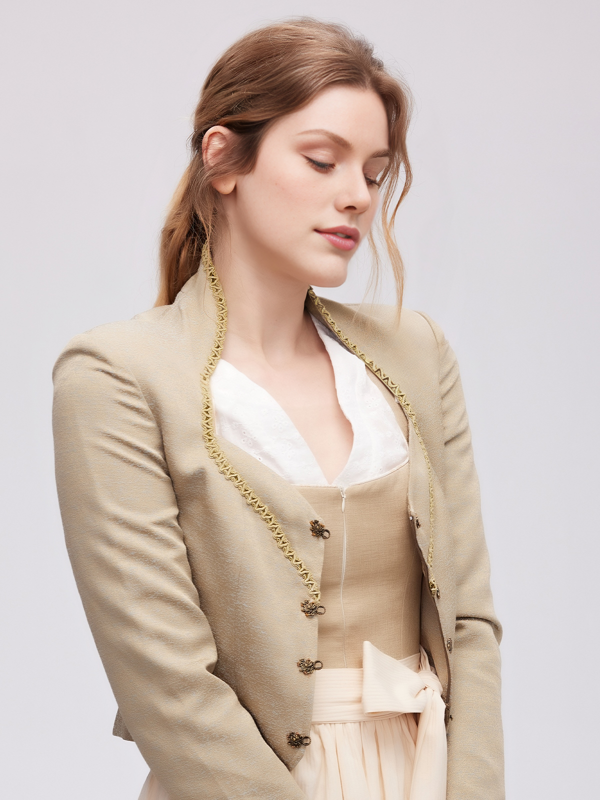 Dirndl Body in Grün – zeitlos und elegant