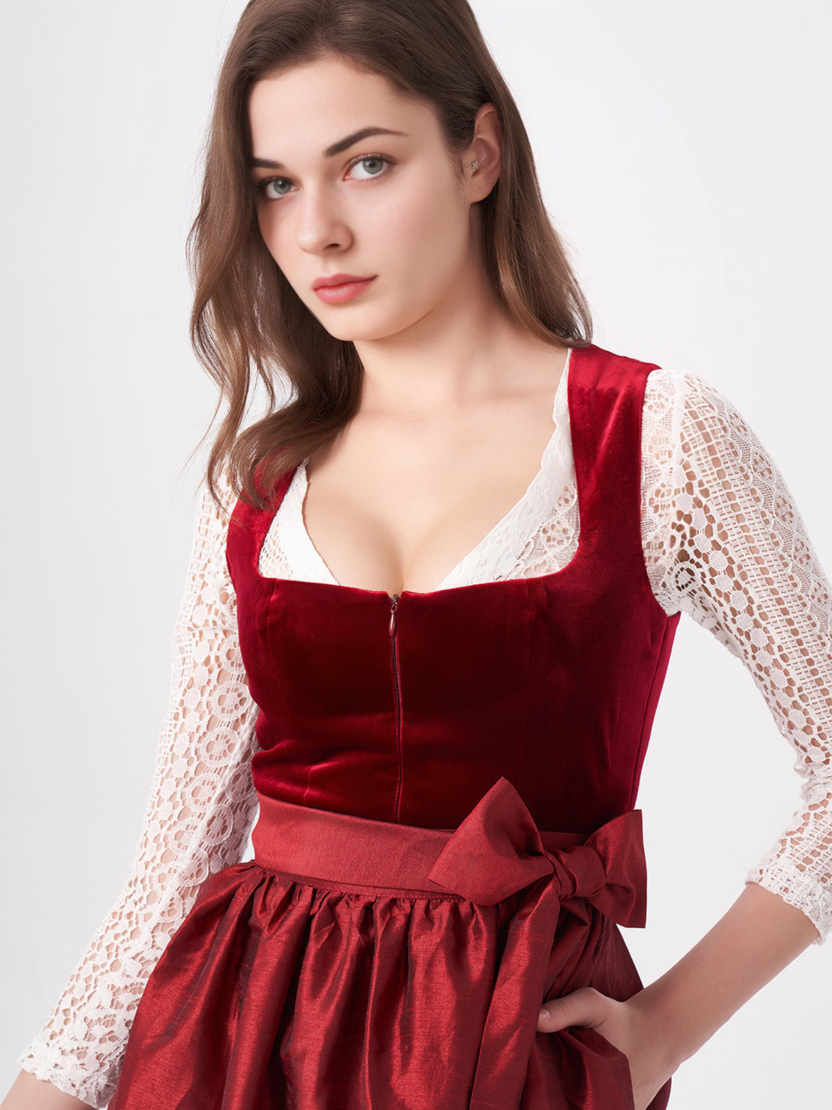 Dunkelblaues Dirndl Samt mit eleganter Schürze
